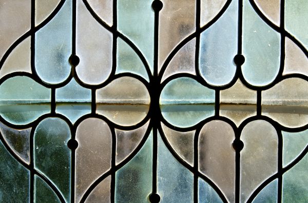 Custom Glass Window Repair